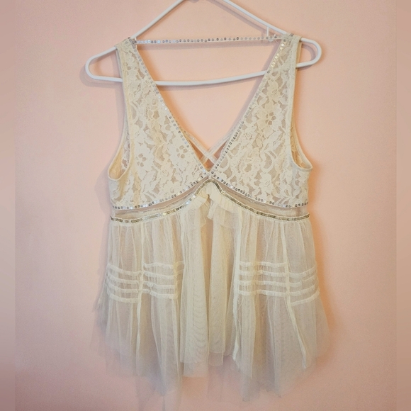 SOLD Free People On The Town Tank, Boho, Lace Tulle, Eclectic, Ivory, XS, NWOT, - Picture 11 of 16